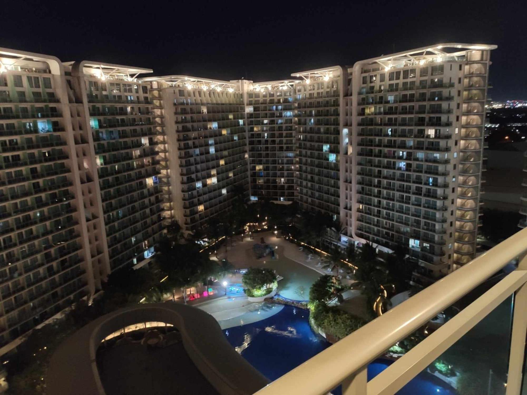 The Bahamas & Maldives At Azure Residences Paranaque 15 Mins Airport T3 Apartment