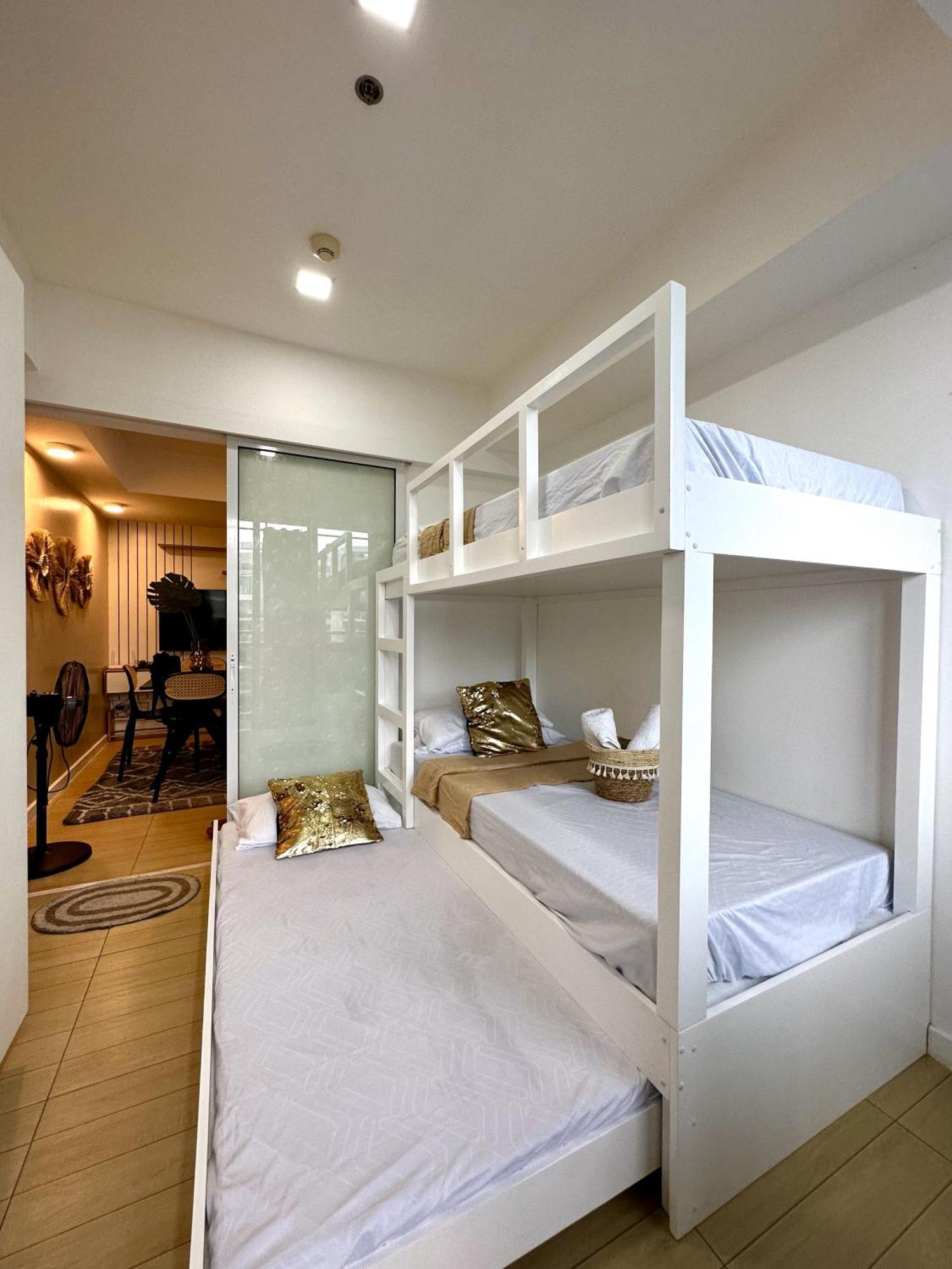 Apartment The Bahamas & Maldives At Azure Residences Paranaque 15 Mins Airport T3 Manila