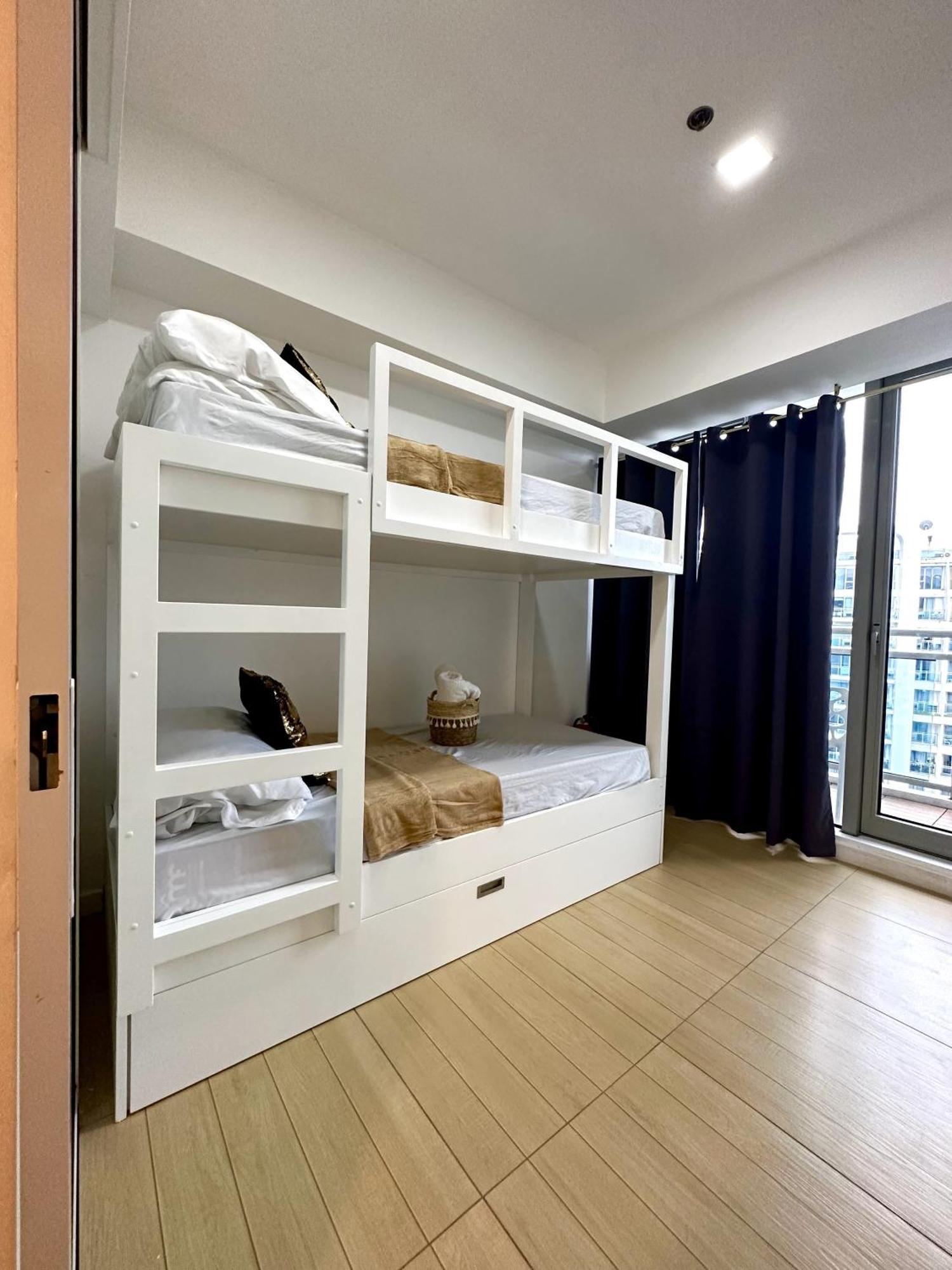 The Bahamas & Maldives At Azure Residences Paranaque 15 Mins Airport T3