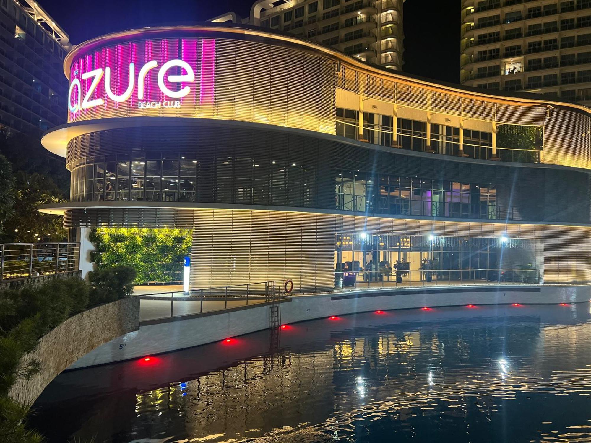 The Bahamas & Maldives At Azure Residences Paranaque 15 Mins Airport T3 Apartment